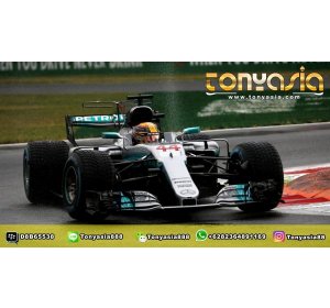 Hamilton Memecahkan Rekor Pole Schumacher | Judi Bola Online | Agen Bola Terpercaya