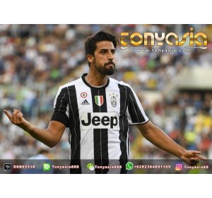 Khedira : Juventus Harus Bermain Sabar Melawan Sporting | Judi Bola Online | Agen Bola Terpercaya