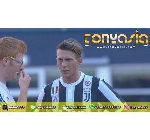 Bernardeschi Not Worry To Be Reserve Player at Juve | Sport Betting | Online Sport Betting